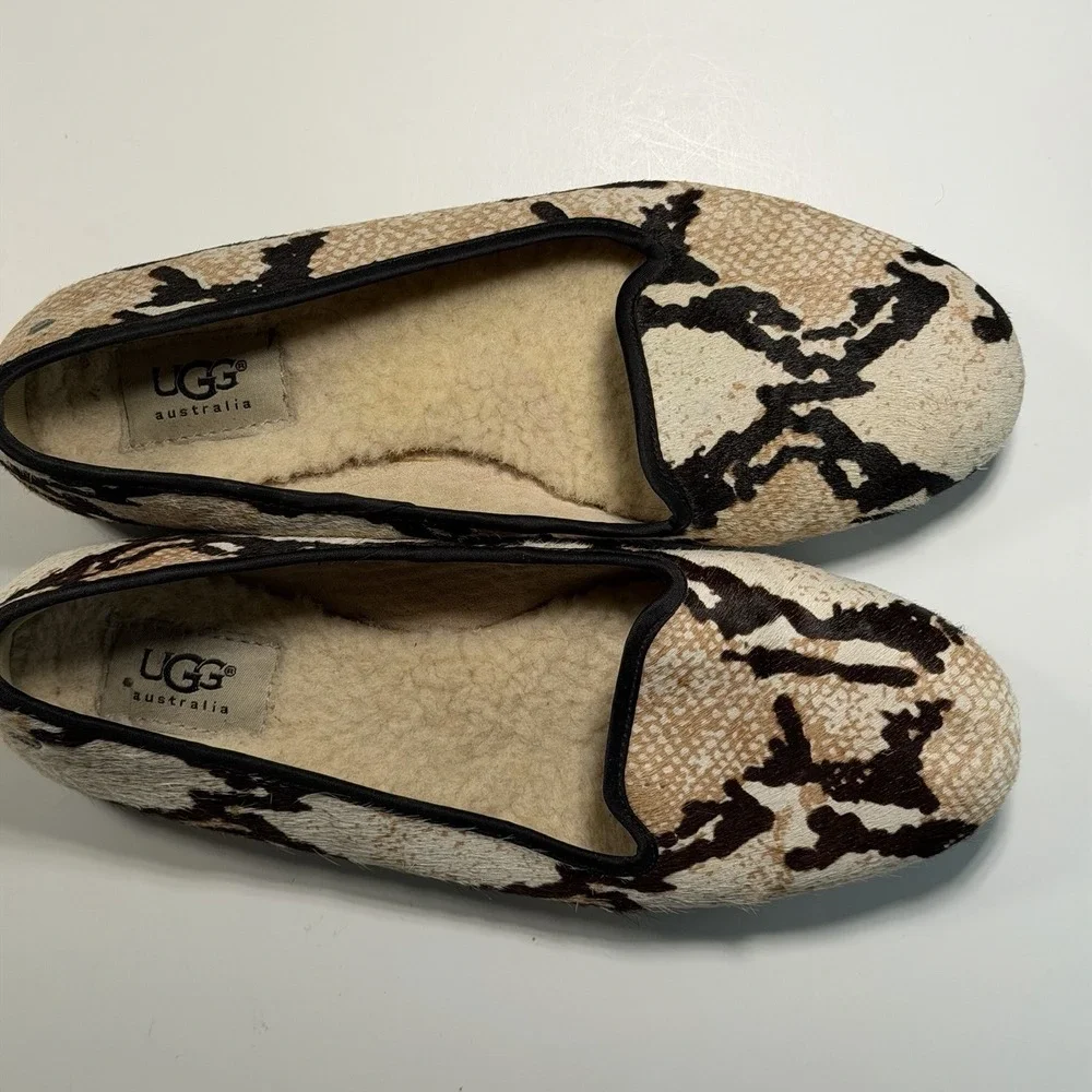 Ugg‎ Animal Print Leather Flats 7.5 Shearling Insole Comfort Loafer Classic